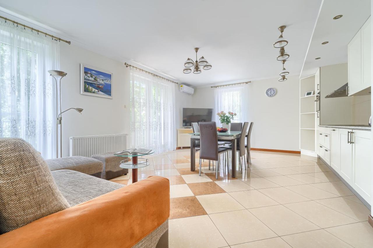 Bursztynowe Komnaty Apartamento *